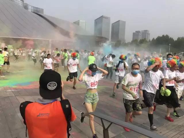 一场合肥史上最盛大的彩跑上演！！